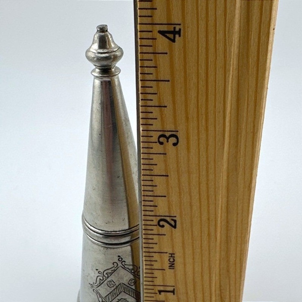 Vintage MMA Candle Snuffer Silver Pewter 1990 Engraved Heraldic Crest Handle - Picture 8 of 9